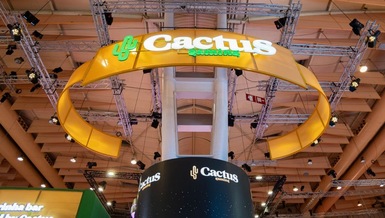 Cactus Gaming - case Tripla de proteção contínua e governança operacional com Cloudflare WAF